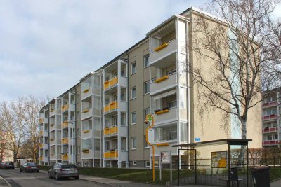 3-Raum-Wohnung mit ebenerdiger Dusche und großem Balkon