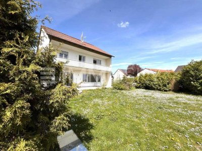 Geräumiges Einfamilienhaus mit Garten in zentraler Lage von Gochsheim