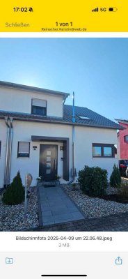 Großes und neuwertiges 7-Zimmer-Haus mit luxuriöser Innenausstattung zur Miete in Dettenheim
