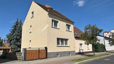 Solides Wohnhaus mit Ausbaupotenzial!