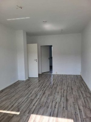 Hier haben alle Platz // 5 Zimmer 113m² mit 2 Bädern + 2 Balkonen //  3 Monate Kaltmietfrei als