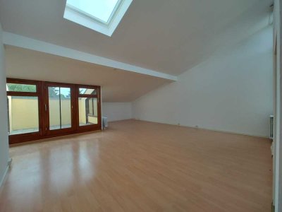 Loftartige Wohnung mit ca. 100 qm Wohn-/Nutzfläche