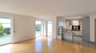 Wenn das Haus zu groß wird: ebenerdige Wohnung mit Garten, Stellplatz und bester Infrastruktur�