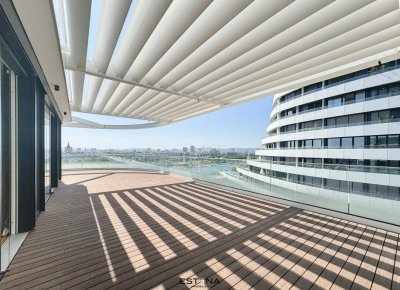 Lichtdurchflutete Dachgeschosswohnung mit beeindruckendem Panoramablick auf die Donauinsel