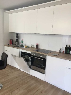 Schickes Apartment in guter Lage mit EBK und großem Balkon