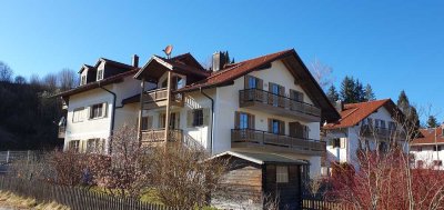 Freundliche, helle 4-Raum-Wohnung mit 2x Balkone und EBK in Lechbruck am See
