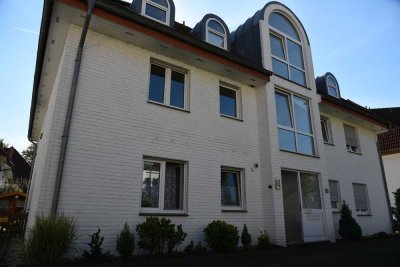 GT-Kattenstroth 3 Zimmer-Wohnung mit Balkon und Tiefgarage in ruhiger und zentraler Lage