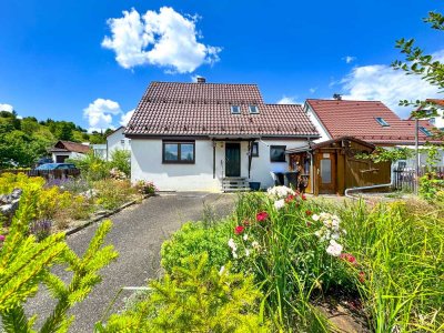 Einfamilienhaus auf großem Grundstück in toller Lage!