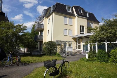 Erstbezug mit Balkon und EBK: Geschmackvolle 2-Raum-Wohnung mit 36m² Wohnküche