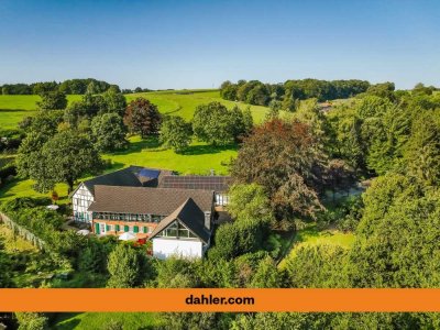 ﻿Luxus Refugium im Bergischen. Wohntraum in grüner Idylle nahe Köln und Bonn.