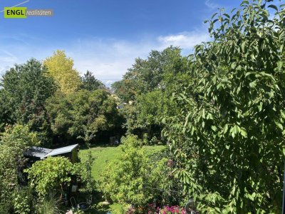 SOFORT VERFÜGBAR - AUFSPERREN und EINZIEHEN -voll möbliert - extrem gepflegt helle 3 Zimmerwohnung mit Gartenbenützung