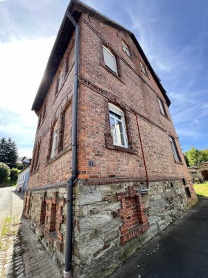 Freistehendes EFH mit 6 Zimmern auf großem Grundstück in Niedernhausen-Engenhahn!