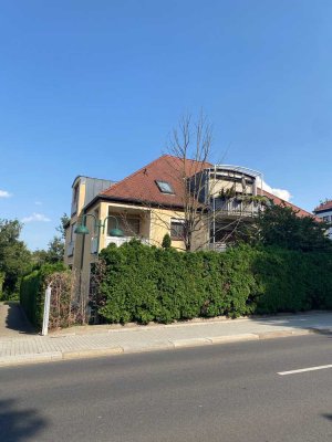 4,3% Rendite - gepflegte Wohnung in Dresden mit Balkon, TG-Stellplatz & Küche