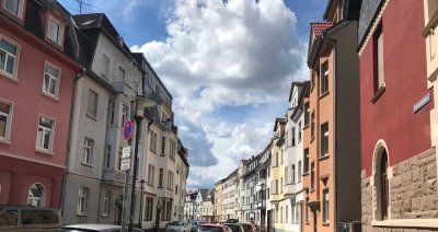 Am Rand des Nauwieser Viertels,  3 Zimmer-Altbauwohnung, Balkon