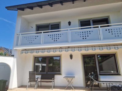 Geräumiges Einfamilienhaus mit EBK und Graten in Poing
