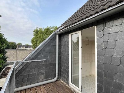 Hier wird renoviert ~ einzigartige Dachwohnung mit Sonnenbalkon