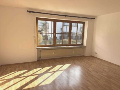 Gemütliche 3 Zimmer-Wohnung in zentrumsnaher Lage! Kleine Wohneinheit!