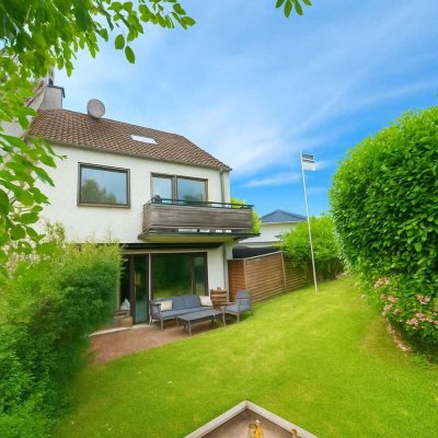 Endlich genug Platz auf 218 qm Fläche, umfangreich teilsaniert in Bad Honnef Tal + Mieteinnahmen
