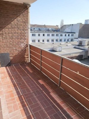 1.OG mit Aufzug, grosser Südbalkon