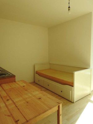 charmantes helles Studio