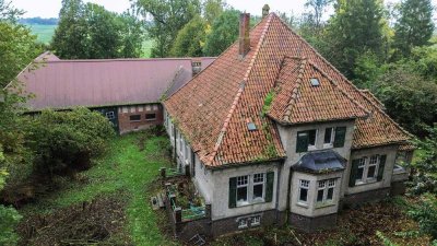 Rustikaler Charme trifft Potenzial – Landhaus mit Scheune & ca. 8.572 m² Grundstück