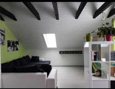 Moderne 2-Zimmer Dachgeschosswohnung in Altomünster