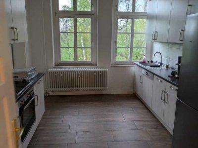 Geräumige 4,5-Zimmer Wohnung in Krummendiek