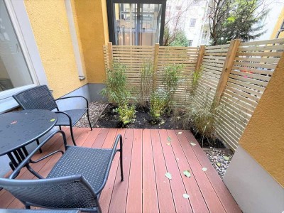 2 Zimmer Erdgeschoss Apartment mit Terrasse - möbliert - am Helmholtzplatz - frei ab sofort