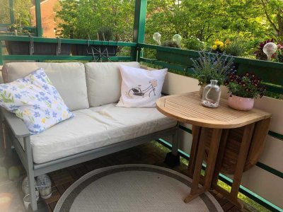 helle 2-Zimmer-Wohnung mit gehobener Innenausstattung mit Balkon und EBK in Lüneburg