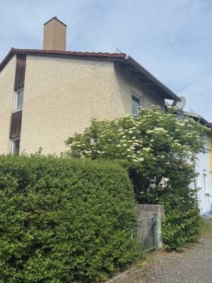 Geräumiges Reiheneckhaus in ruhiger Lage