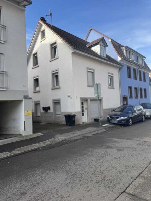 Historisches Mehrfamilienhaus in Bestlage mit attraktiver Rendite