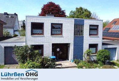 Praktisches 1-2-Familienhaus mit Keller, Garten und 2 Garagen - Keine Maklercourtage für den Käufer
