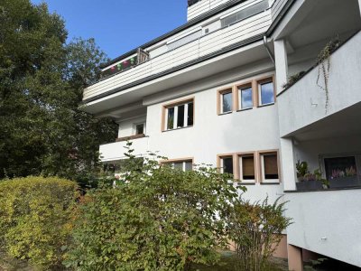 Bezugsfreie Wohnung mit Balkon  im 1.Obergeschoss