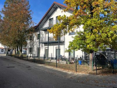 Neu renovierte kleine 2-Zimmer-Wohnung Nähe S-Bahn Ottobrunn