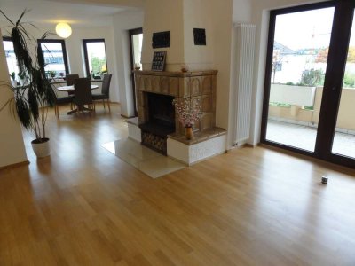 Schöne 3,5-Zimmer-Wohnung in ruhigem Haus mit Balkon in Bad Soden am Taunus