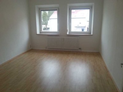 Charmante 2-Zimmer-Wohnung mit Wohnküche im Herzen von Neuburg!