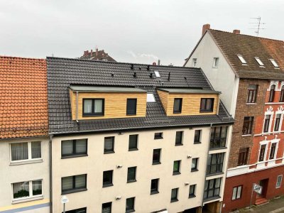 Erstbezug nach Sanierung: möblierte  3-Zimmer-Wohnung mit Balkon in Hainholz