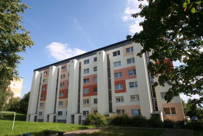 SINGLE-WOHNUNG MIT DUSCHE UND AUFZUG!!!