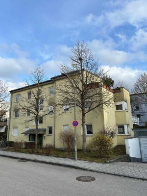Traumhafte 2,5-Zimmer-Penthousewohnung mit umlaufender Dachterrasse in Ottobrunn