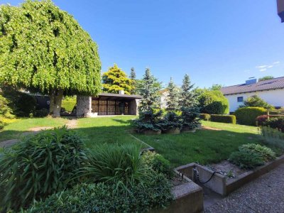 Zweifamilienhaus mit Panoramablick – Ruhige Feldrandlage in Top-Wohngegend von Flein