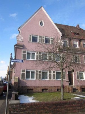 Renovierter Altbaucharme in ruhiger Lage! 3-Zimmer-Wohnung sucht Sie
