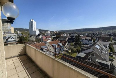 Leonberg: Gepflegte 4-Zimmer-Wohnung mit Südbalkon