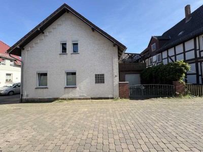 Ansprechendes 5-Zimmer-Reihenendhaus mit EBK in Hofgeismar