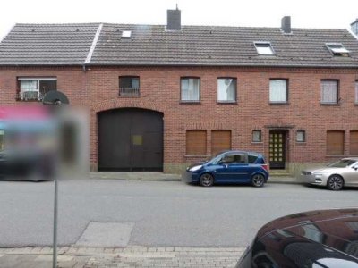 Dreiseitenhof neu gedacht - Attraktive Immobilie für Visionäre in Aldenhoven