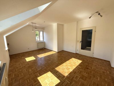 Mariatroster Straße! Charmante 2-Zimmer Wohnung mit Blick auf Basilika!