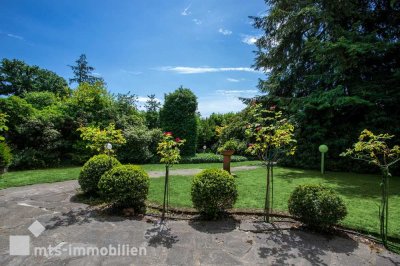 MTS-Immobilien / Charmantes Familiendomizil mit Erweiterunspotential in Schloßparknähe