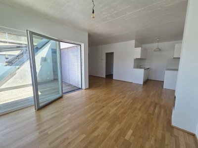 Ideale Vorsorgewohnung in herrlicher Ruhelage - tolle Dachgeschosswohnung mit Terrasse in Holzbauweise