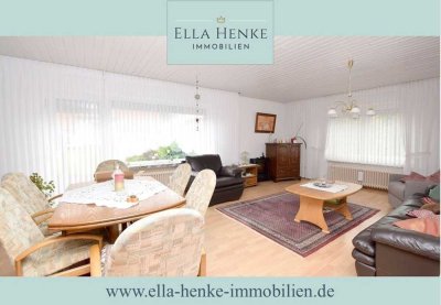 Vielseitiges Ein- bis Zweifamilienhaus mit großzügigem Garten und 2 Terrassen in ruhiger Lage ...