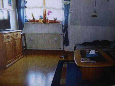 Helle 3-Zimmer Dachgeschosswohnung mit Balkon in Wertingen