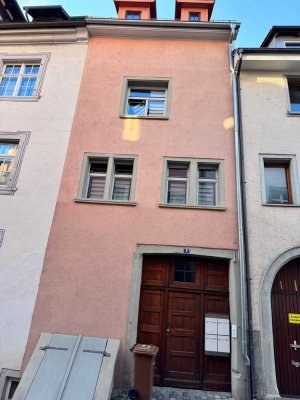 charmante Altbauwohnung mit Innenhofterasse